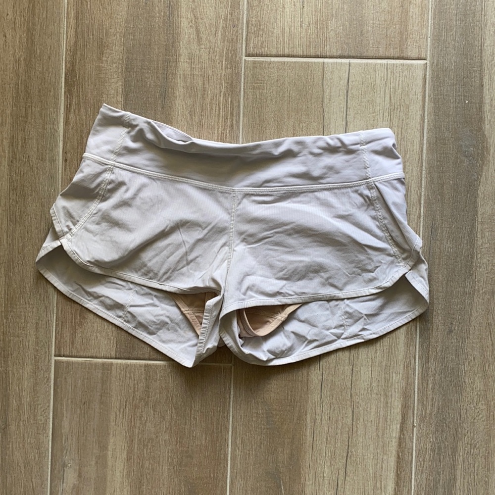 Lululemon white speed short 2.5